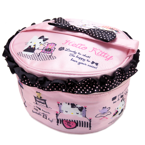 �͸���Hello Kitty_Hello Kitty-�Ƨ����c-�����h�϶µ�