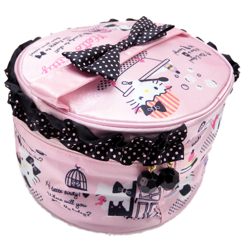 �͸���Hello Kitty_Hello Kitty-�Ƨ����c-�����h�϶µ�