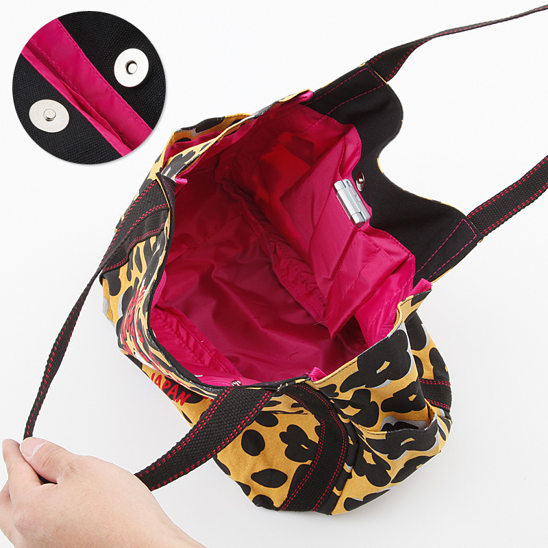 �͸���Hello Kitty_Hello Kitty-�ĩ���\���Ϧ��j���U-��÷